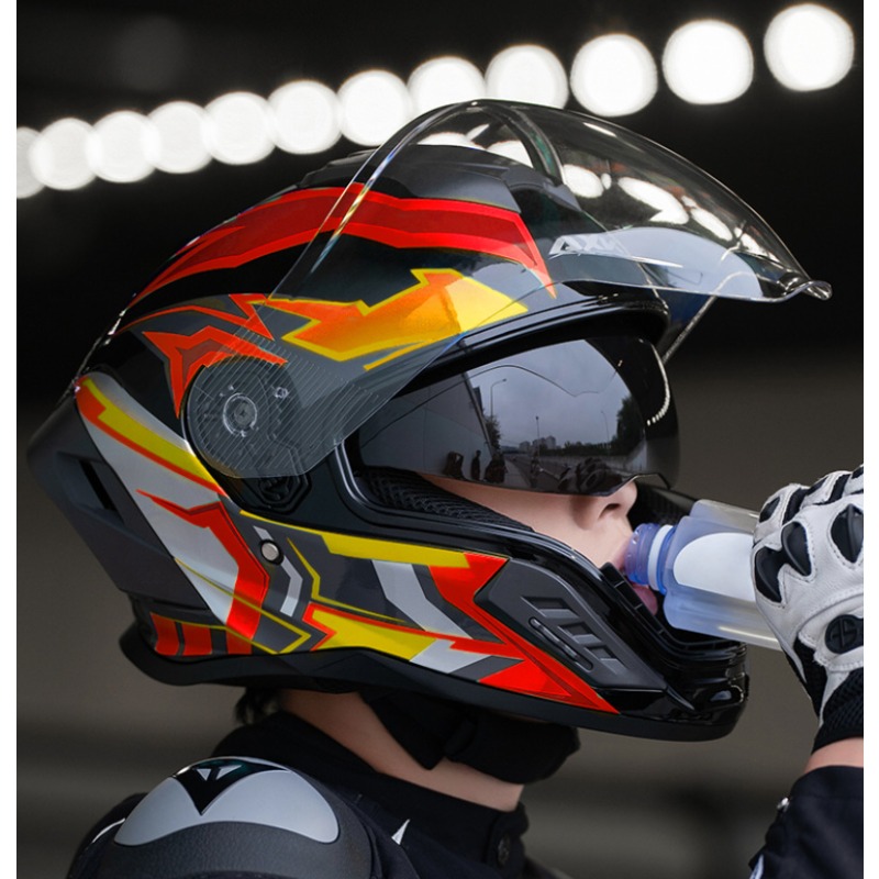 خوذة دراجة نارية كاملة مع ذيل  - مراجعة Full Face Motorcycle Helmet With Bluetooth وسعره